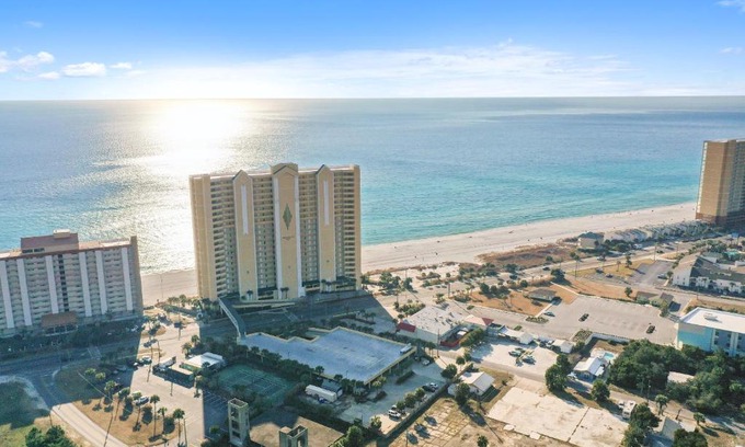 West Panama City Beach Apartment | Emerald Isle by Panhandle Getaways