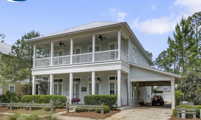Watercolor House | "Emerald Tide" *POOL * GOLF CART * 4BR/4.5BA/Bonus Bunk* Sleeps 12
