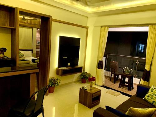 Baner Apartment | Emerald Vista Luxury Suites