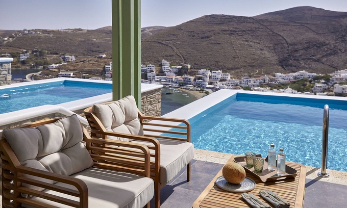 Merichas Hotel | EmGard Suites Kythnos