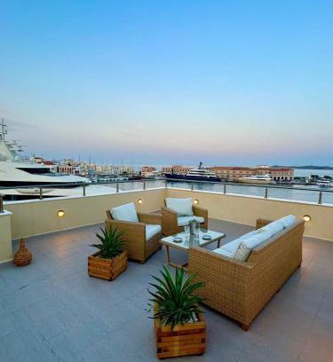 Ermoupoli Apartment | Emilia Suites