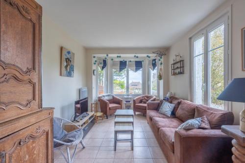 Ver-sur-Mer House | Emji - Maison proche de la plage