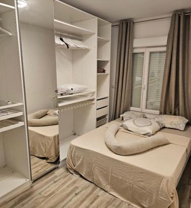 Drancy Bed & Breakfast | Emmanuel INN 1