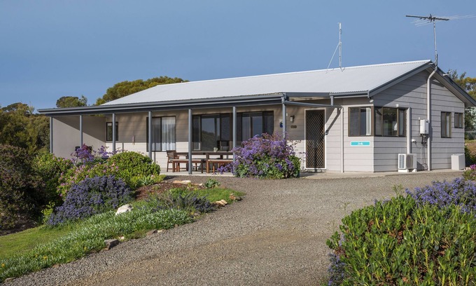 Emu Bay House | Emu Bay Holiday Homes