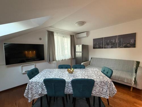 Cluj-Napoca Apartment | Emun Grigo Lofthouse