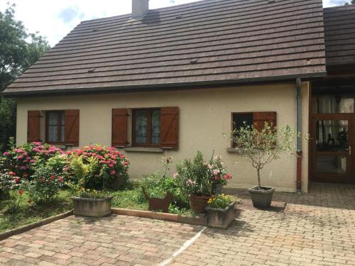 Nolay House | En Beauvoir
