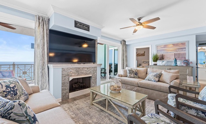 Silver Sands Beach Condo | En Soleil 1022W - Beachfront, Pool, Free Golf Daily Incl, Private Beach, Hot Tub