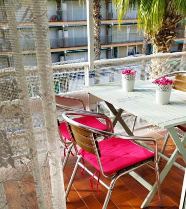 El Roc de Sant Gaieta Apartment | ENCANTADOR apartamento frente a la playa de Bara