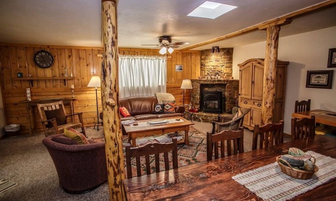 Chama Cabin | Encanto Lodge - Downtown Chama 2 Bedroom