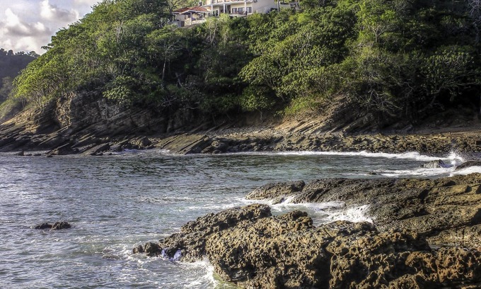 Paradise Bay House | Enchanted Monkey House with Breathtaking Ocean Views
