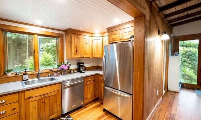 Canaan House | Enchanting Cottage, Come Enjoy Nature!