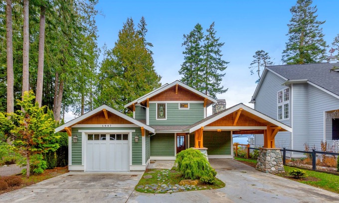 Langley House | Enchanting homes with ocean-view, firepit, hot tub, & washer/dryer