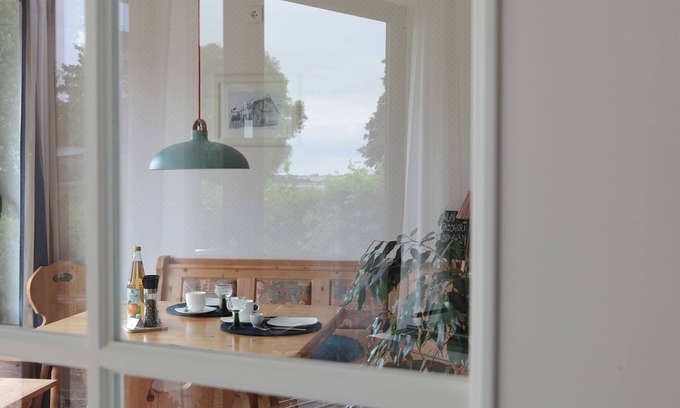 Ropersdorf House | Enchanting little vacation cottage in Röpersdorf directly on Lake Uckersee
