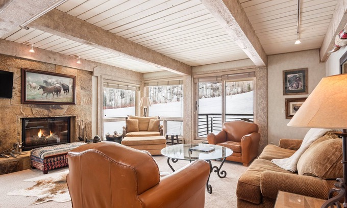 Snowmass Village Condo | Enclave 201 | Snowmass Ski-In/Ski-Out Condo w/Shared Pool/Hot Tub/Gym/WiFi