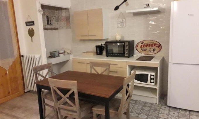 Aigueblanche Apartment | Enclos savoyard Appartement meublé 1chambre 1 canapé lits 3personnes
