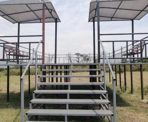 Ololaimutiek Hotel | Endeem mara resort