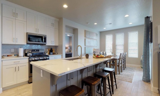 Sienna Hills House | Endless Adventures-Pool is Open!