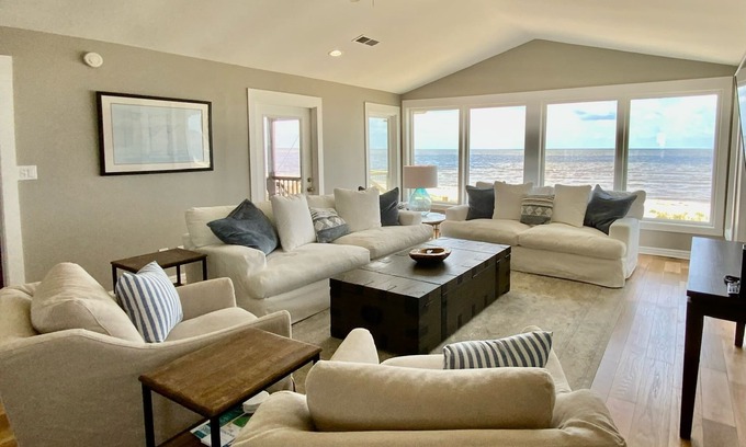 Alligator Point House | Endless Summer Beachfront! 4 bd/3 bathroom