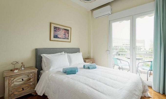 Thessaloniki City Centre Apartment | Endless View City Center Condo