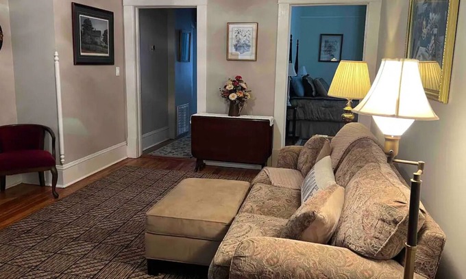 Macon House | Enjoy 4000+ sqft Historic Home - Perfect for a family