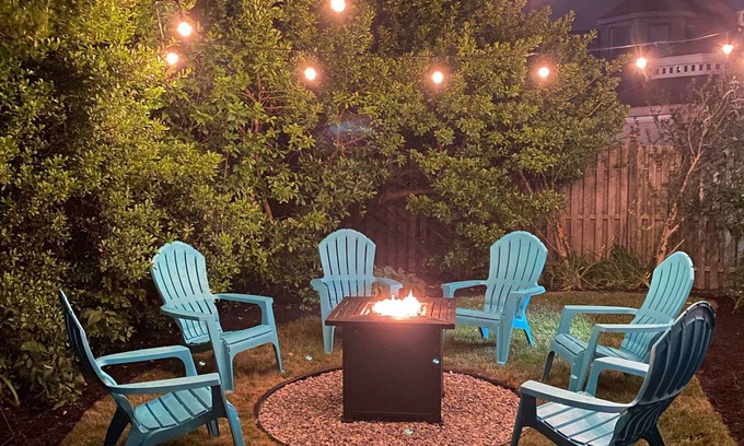 Point Pleasant Beach House | Enjoy a 4 minute walk to beach & boardwalk! AUG - 8 Adult Badges