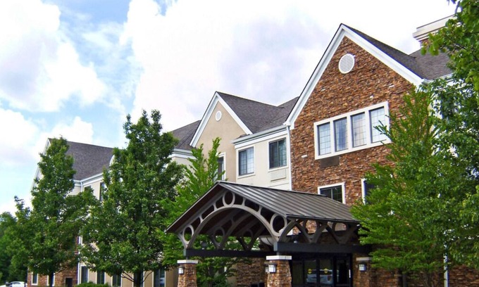 Parsippany House | Enjoy a Hassle-Free and Suiting Stay! Free Parking, Pet-friendly Property