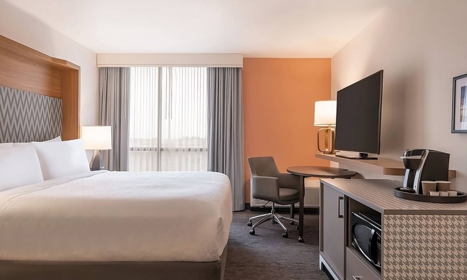 Fort Worth Hotel | Enjoy a Hassle-Free and Suiting Stay! Comfortable Unit! Indoor Swimming Pool
