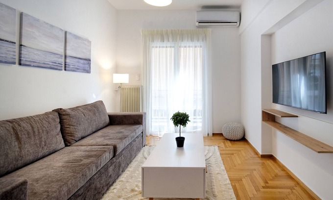 Anafiotika Apartment | Enjoy a stylish experience close to the Acropolis! n
