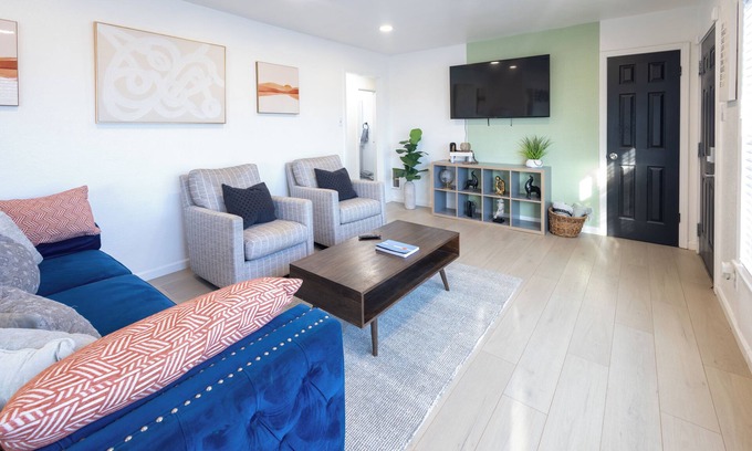 Midland House | Enjoy a stylish experience at this centrally-located place.
