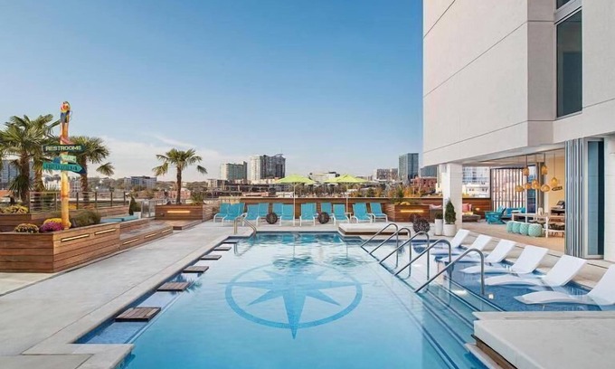 Sobro Hotel | Enjoy Amazing Perks! 4 Spacious Units, Outdoor Pool, Minutes to Nashville Zoo