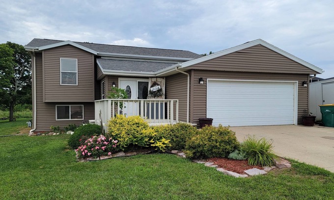 West Okoboji House | Enjoy Okoboji and all of its amenities with this FUN and COZY home