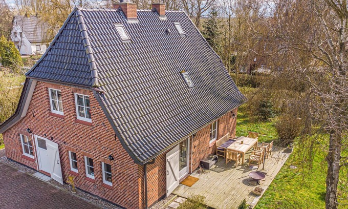 Osterhever House | Enjoy pure rest and relaxation in the Strandläufer vacation home!
