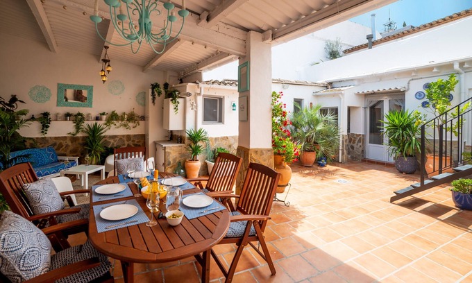 Castello de Rugat House | Enjoy relaxing together in this beautiful, spacious and welcoming village home