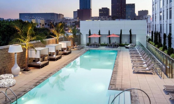 Downtown Los Angeles House | ENJOY RENOVATED SUITES AT OUR DOWNTOWN L.A. LIVE HOTEL