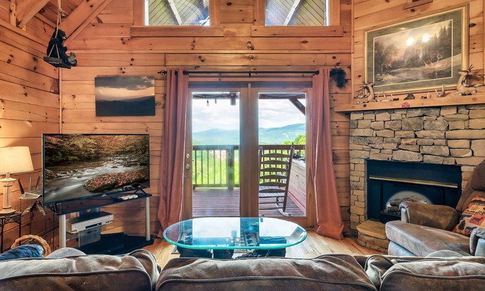 Pigeon Forge Cabin | Enjoy Summer vacation at 1Amazing view n