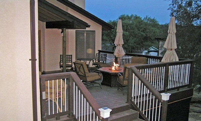 Oak Shores House | Enjoy the outdoors with home so close to the miniature golf course in Oak Shores