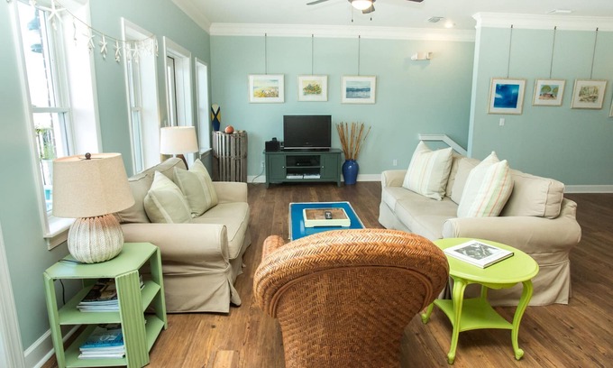 Historic Downtown Apalachicola Condo | Enjoy the sunrise over the Apalachicola River.