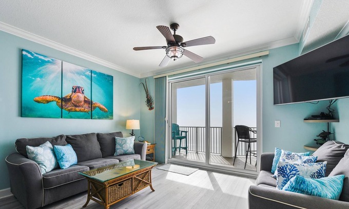 Long Beach Condo | 🏖️Enjoy this lavish oceanfront condo today! Free Activities🏖️