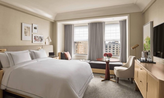 Back Bay East Hotel | Ensuring a Very Comfortable & Memorable Stay! Minutes to Carson Beach!