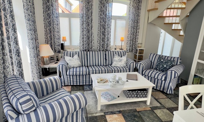 Horumersiel House | Entdecken Sie Dat Fischerhus 75qm für bis zu 4 Personen
