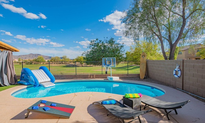 Rogers Ranch House | Entertainment Escape:Pool,Games & Views