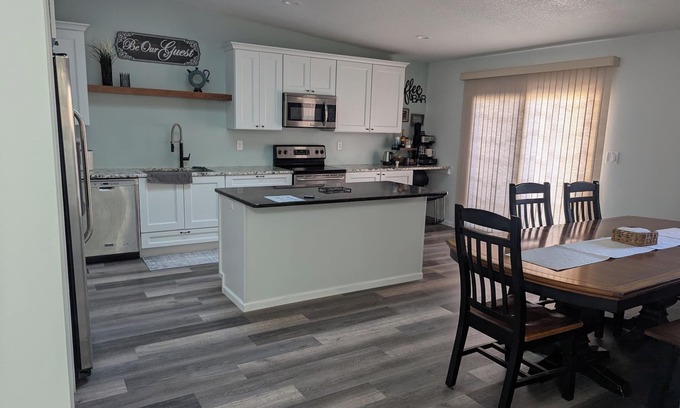 Rochester House | Entertainment for the whole family. Sleeps up to 10.