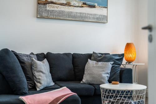 Canning Town Apartment | Entire 3 Bedroom House in London - Canning Town, City Airport, London ExCel