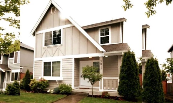 Puyallup House | ❤️️Entire 3 bedroom house with 2.5 bathrooms❤️️