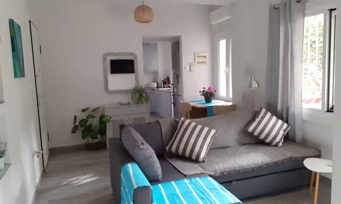Glyfada Apartment | Entire apartment in Glyfada, Greece