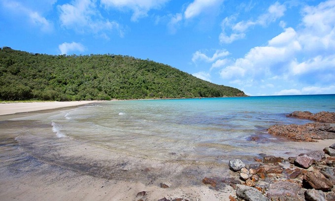 Keswick Island House | Entire beach house on Whitsundays Island