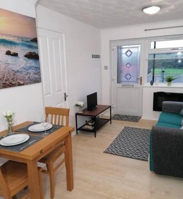 Heacham House | Entire Cosy bungalow close to Beach