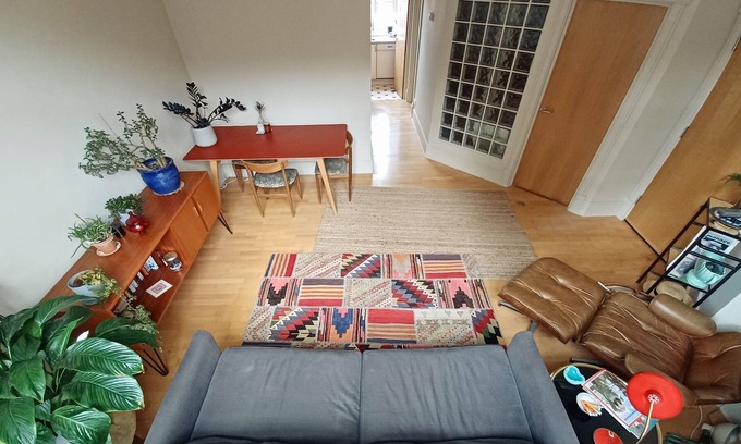 Shacklewell Apartment | Entire flat in converted printworks, East London