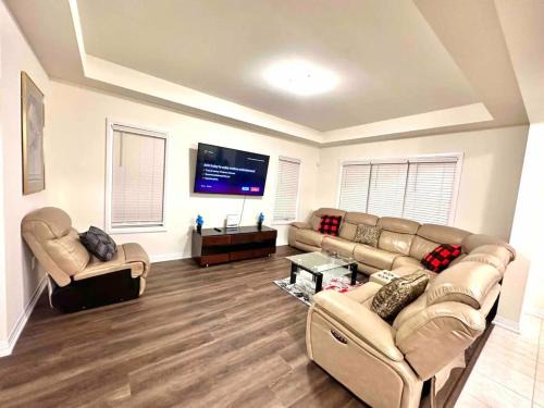 Niagara Falls House | Entire Home In Niagara Falls, Canada