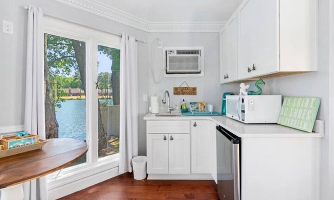 Portsmouth House | Entire Home on Crystal Lake